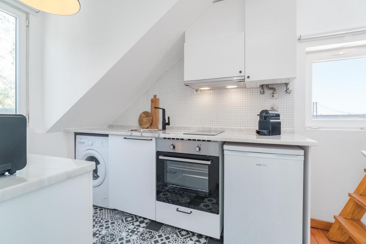 Casa Boma Lisboa - Unique Apartment With Private Balcony And Panoramic Bridge View - Alcantara IV Exterior foto